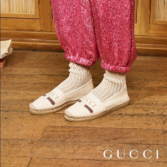 🎉HP🎉Gucci Pilar Gucci Print Espadrilles - Picture 2 of 8